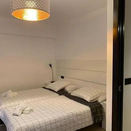 Acogedor Duplex Playa Y Golf * בנאלמדנה