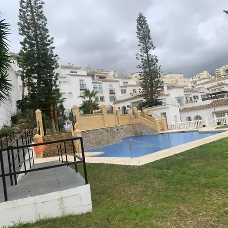Acogedor Duplex Playa Y Golf בנאלמדנה