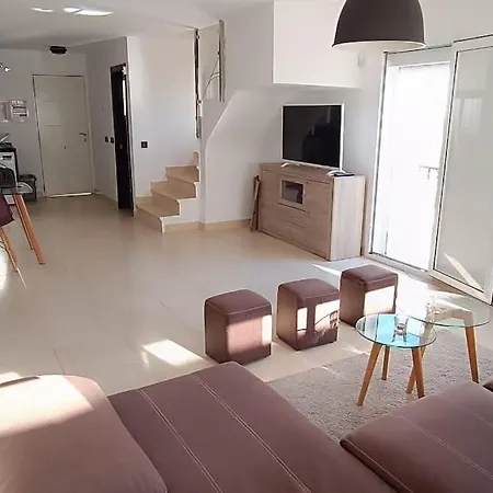 Acogedor Duplex Playa Y Golf